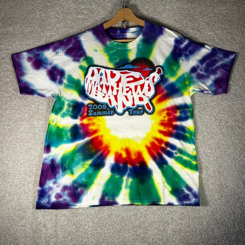 Vintage 2009 Dave Matthew's Band 2009 tour tie dye hippie band t-shirt
